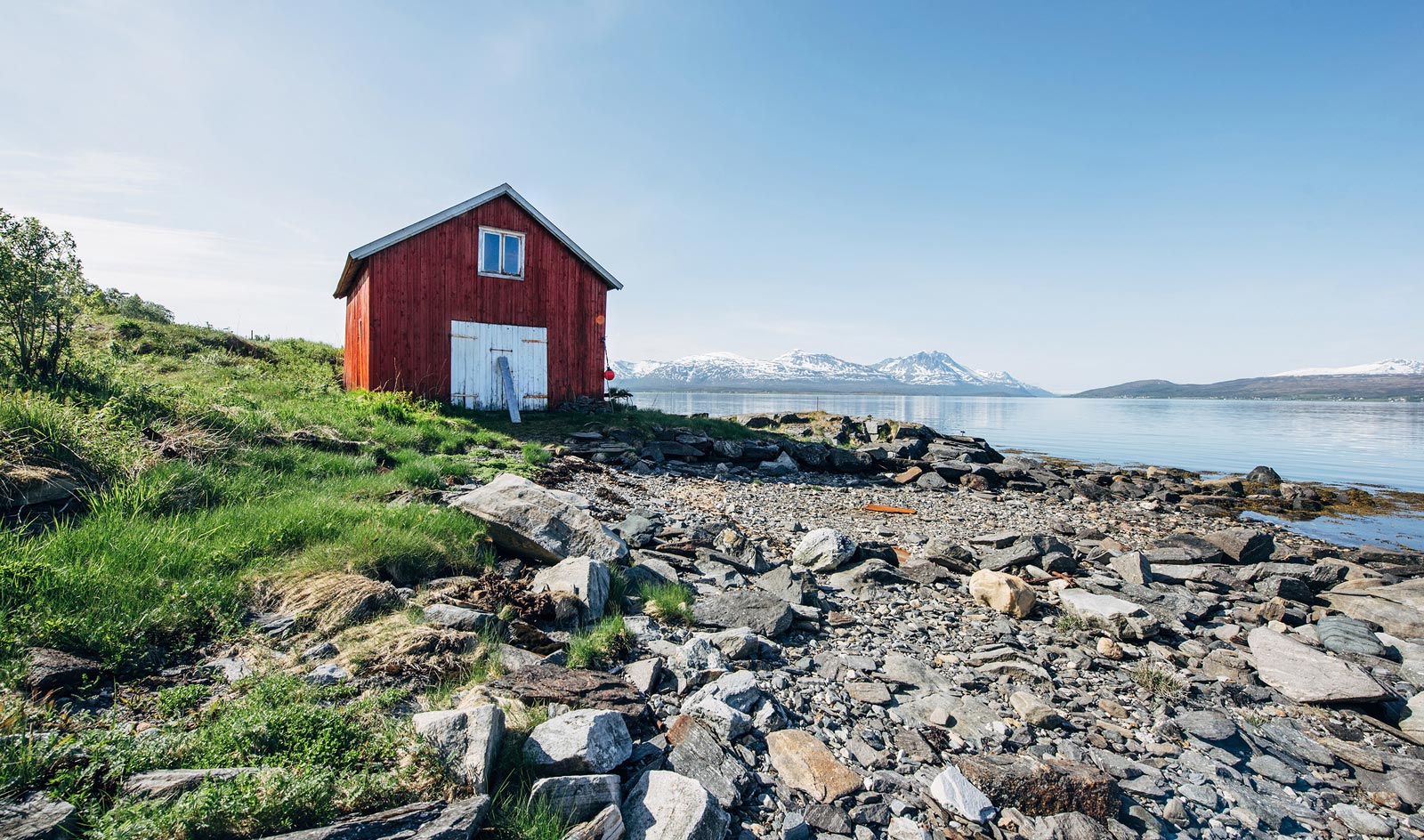 Maison rouge norvege tromso