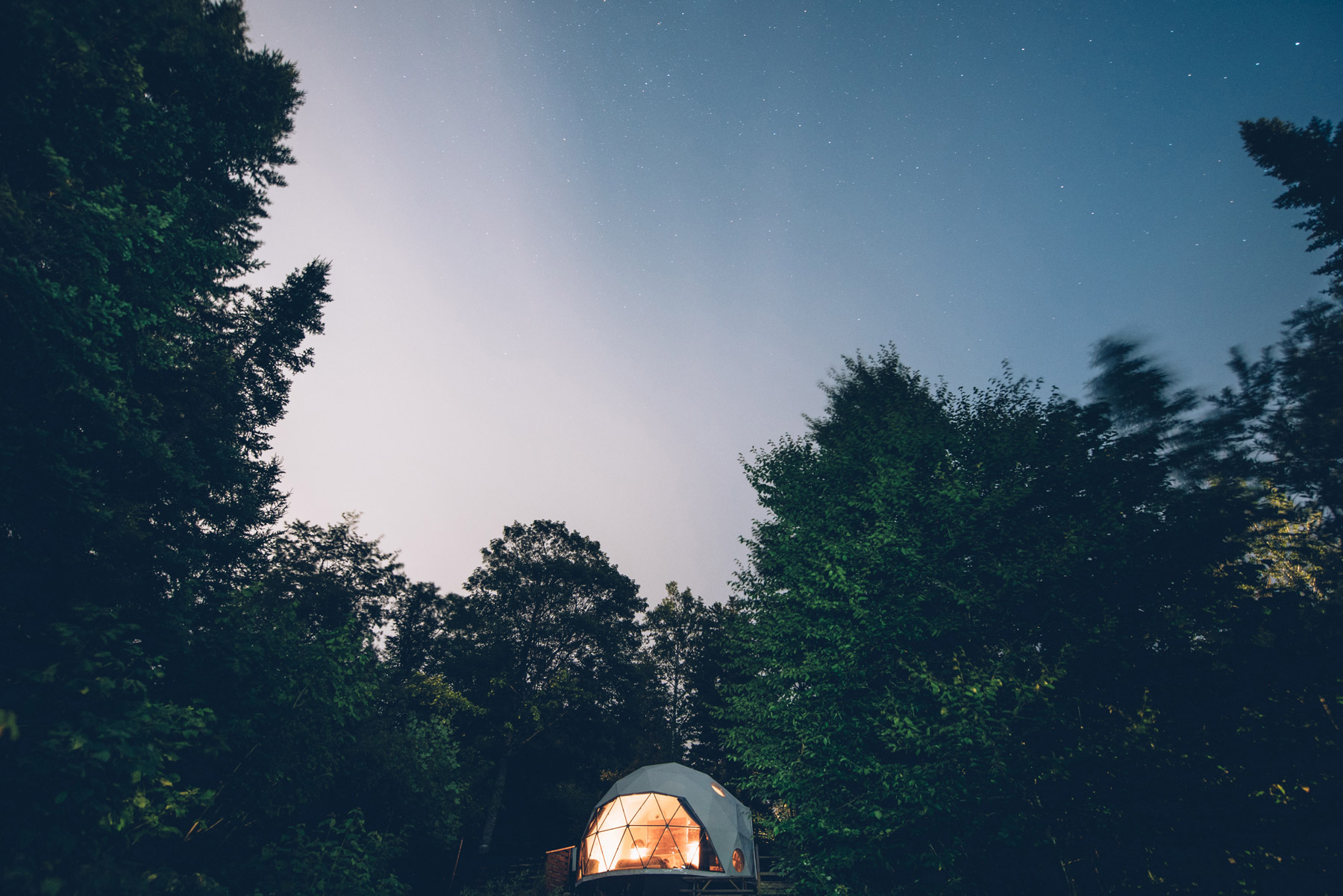Dormir dans un dome sous les étoiles au Canada