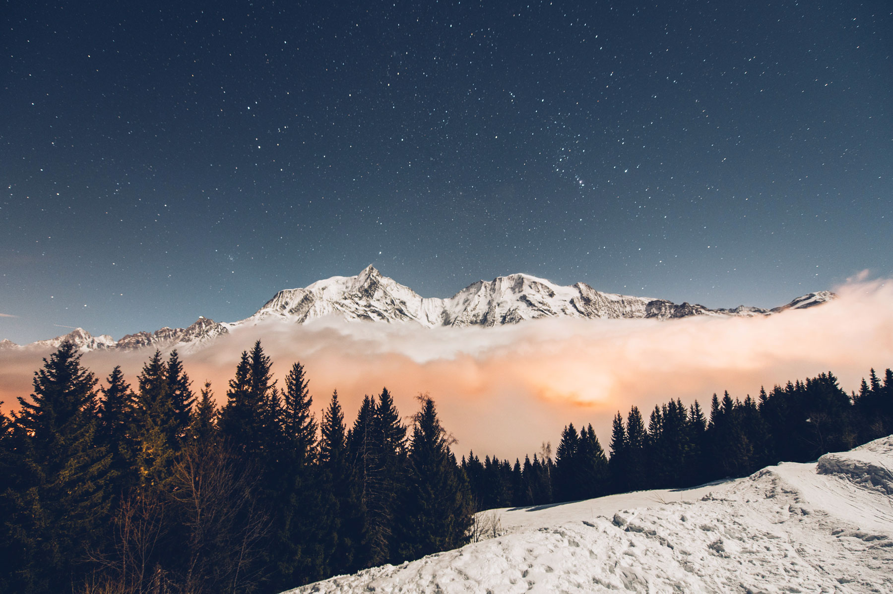 St Gervais Mont Blanc la nuit