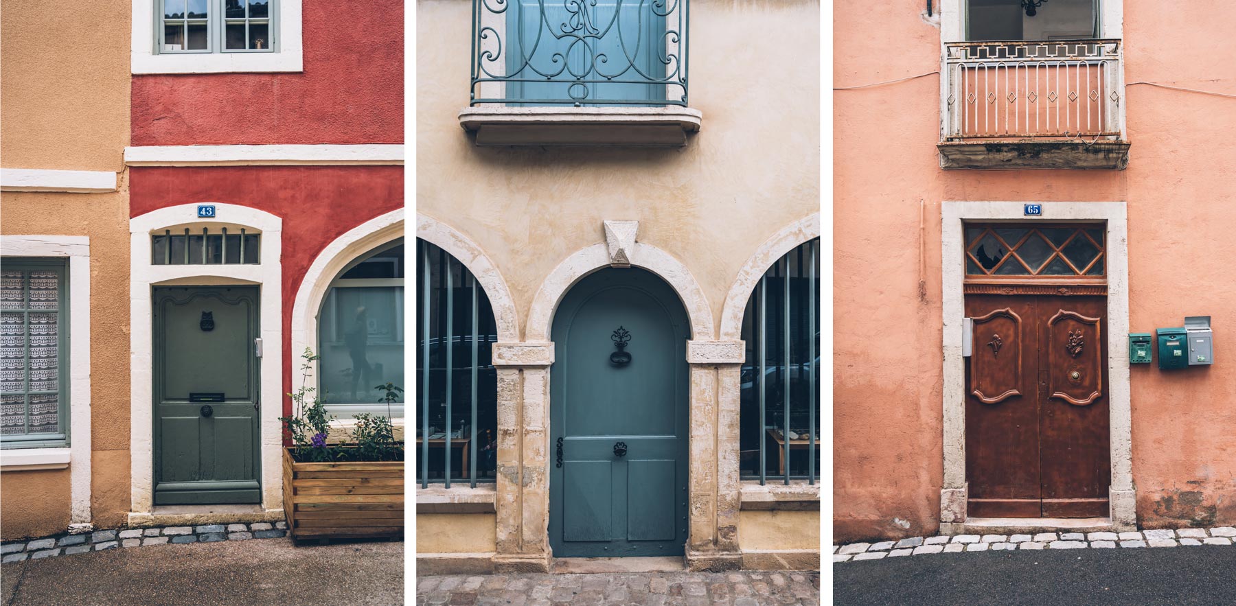Cluny, Portes colorées