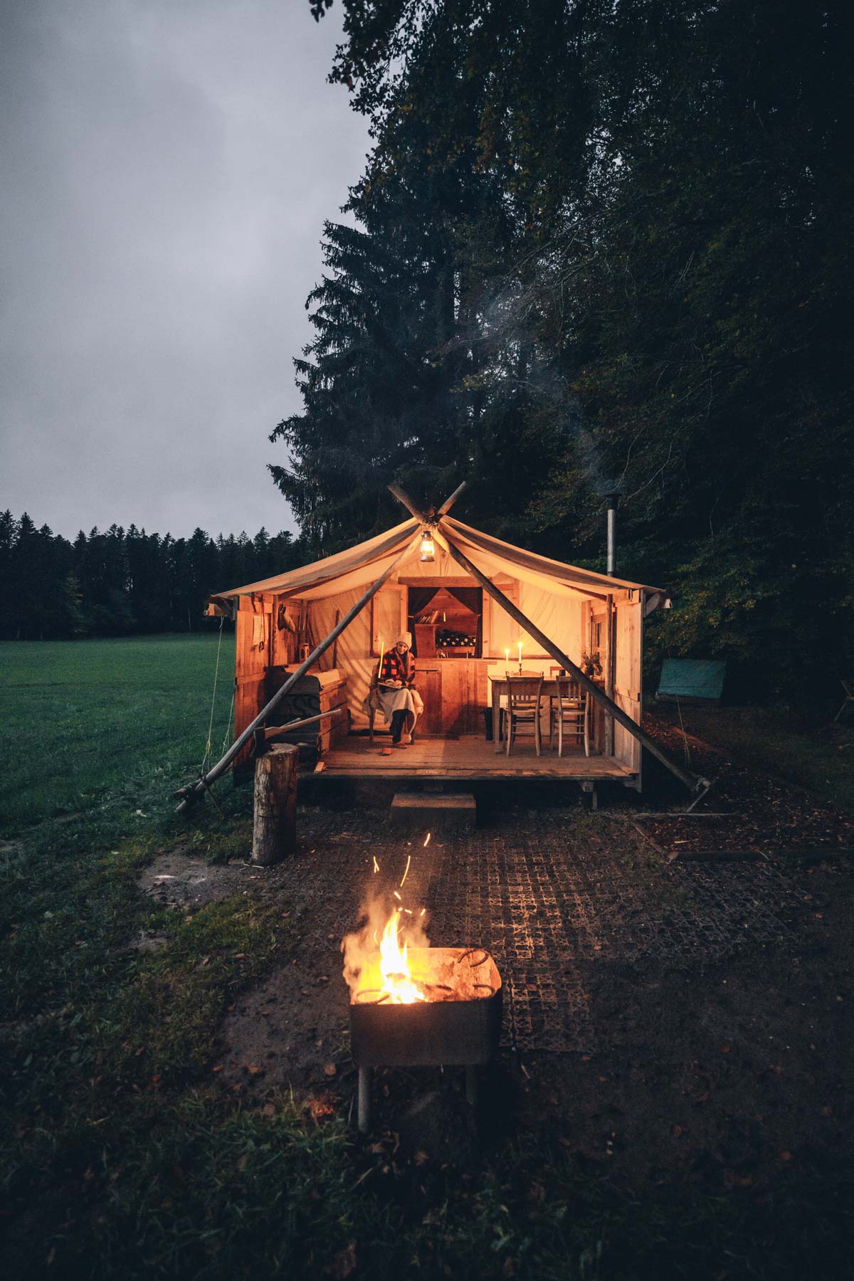 Dormir dans une cabane trappeur en Suisse